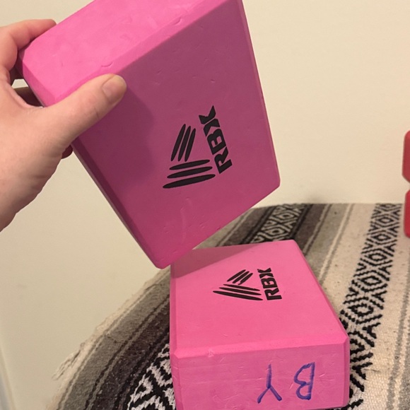 Pink Yoga/Exercise Blocks - Picture 6 of 7